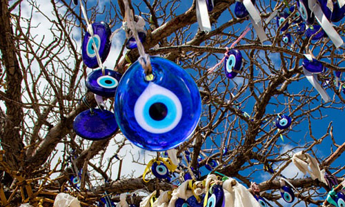El ojo turco es un amuleto efectivo contra el mal de ojo
